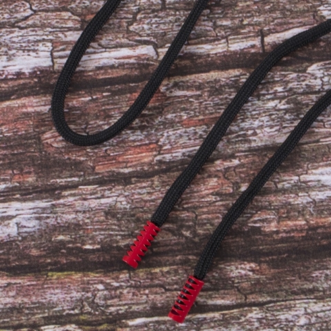 Шнур с декоративным метал наконечником красный 130см черный уп 2 шт