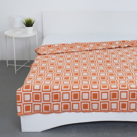 Одеяло полушерсть 500 гр/м2 цвет оранжевый 150/200 см