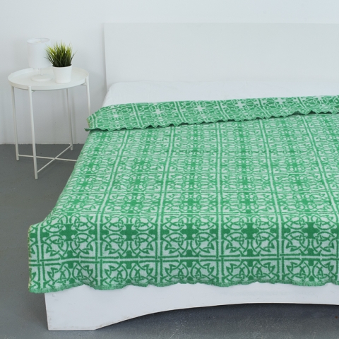 Одеяло п/ш жаккардовое 420 гр/м2 цвет кельт зеленый 190/200 см